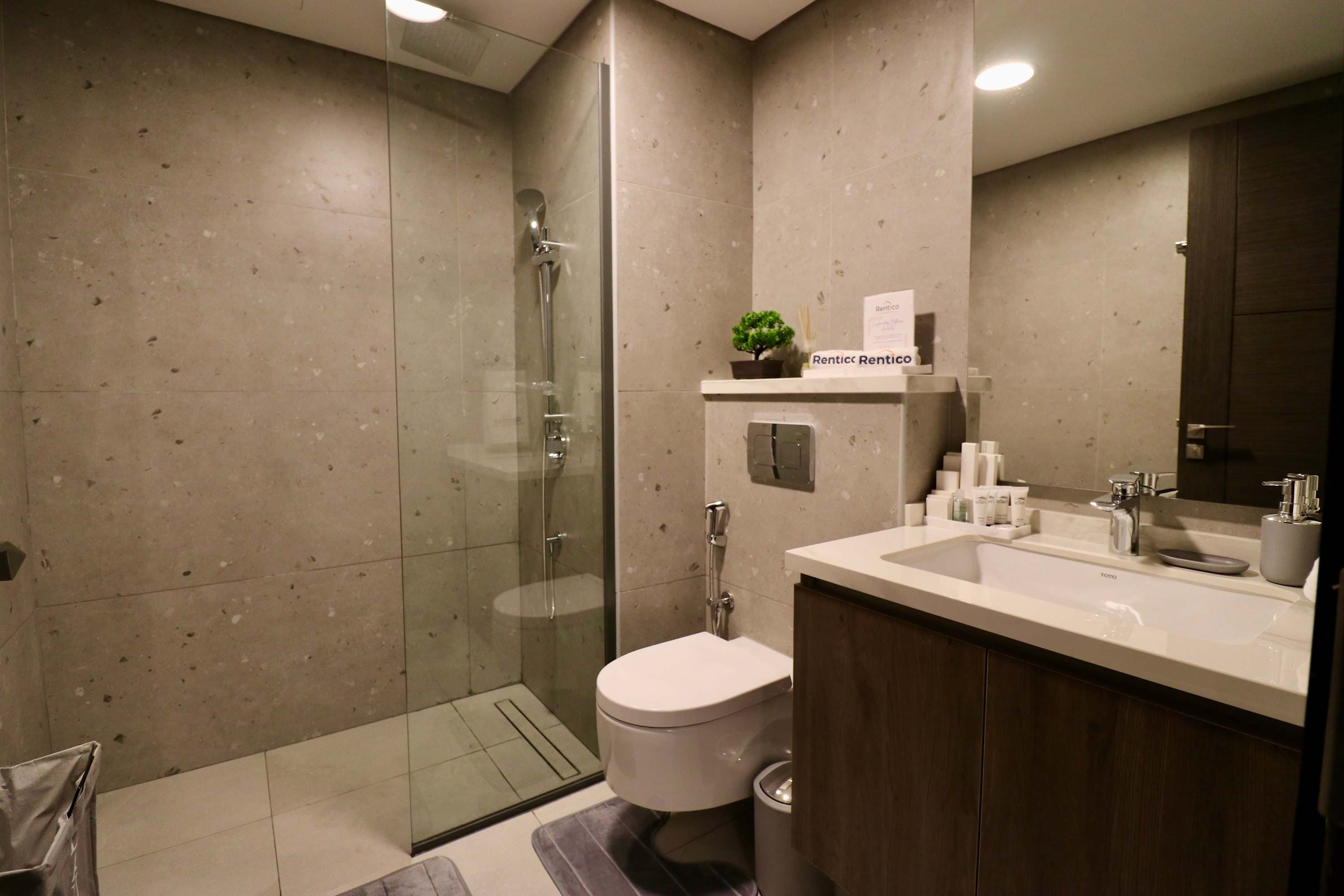 Rentico | Burj View 1BR Apt | Balcony & Foosball — photo 15