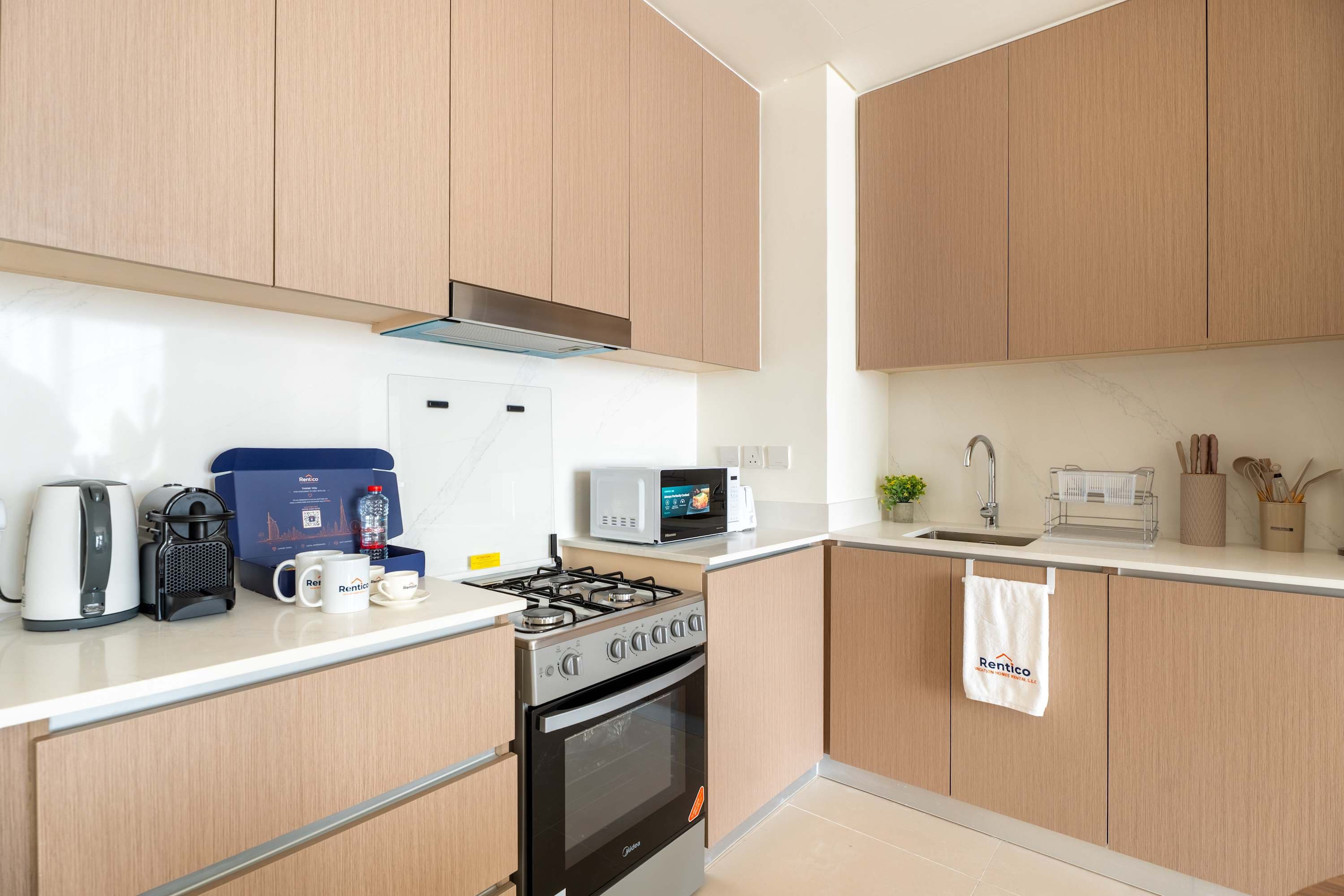 Rentico | Workspace 1BR Hills Park | Pool & Mall โ photo 20
