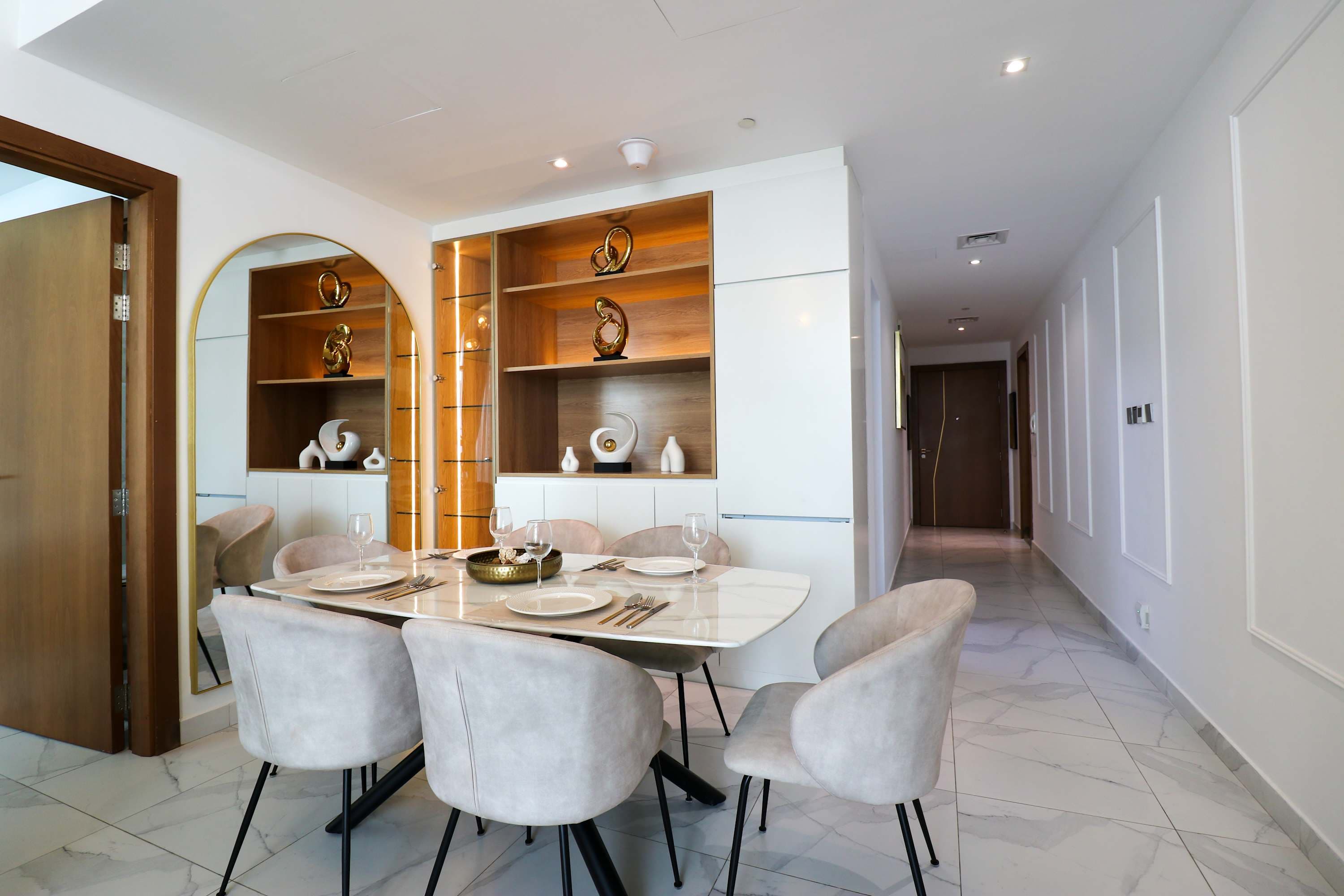 Rentico | 1BR Burj Khalifa & Canal View Balcony โ photo 4